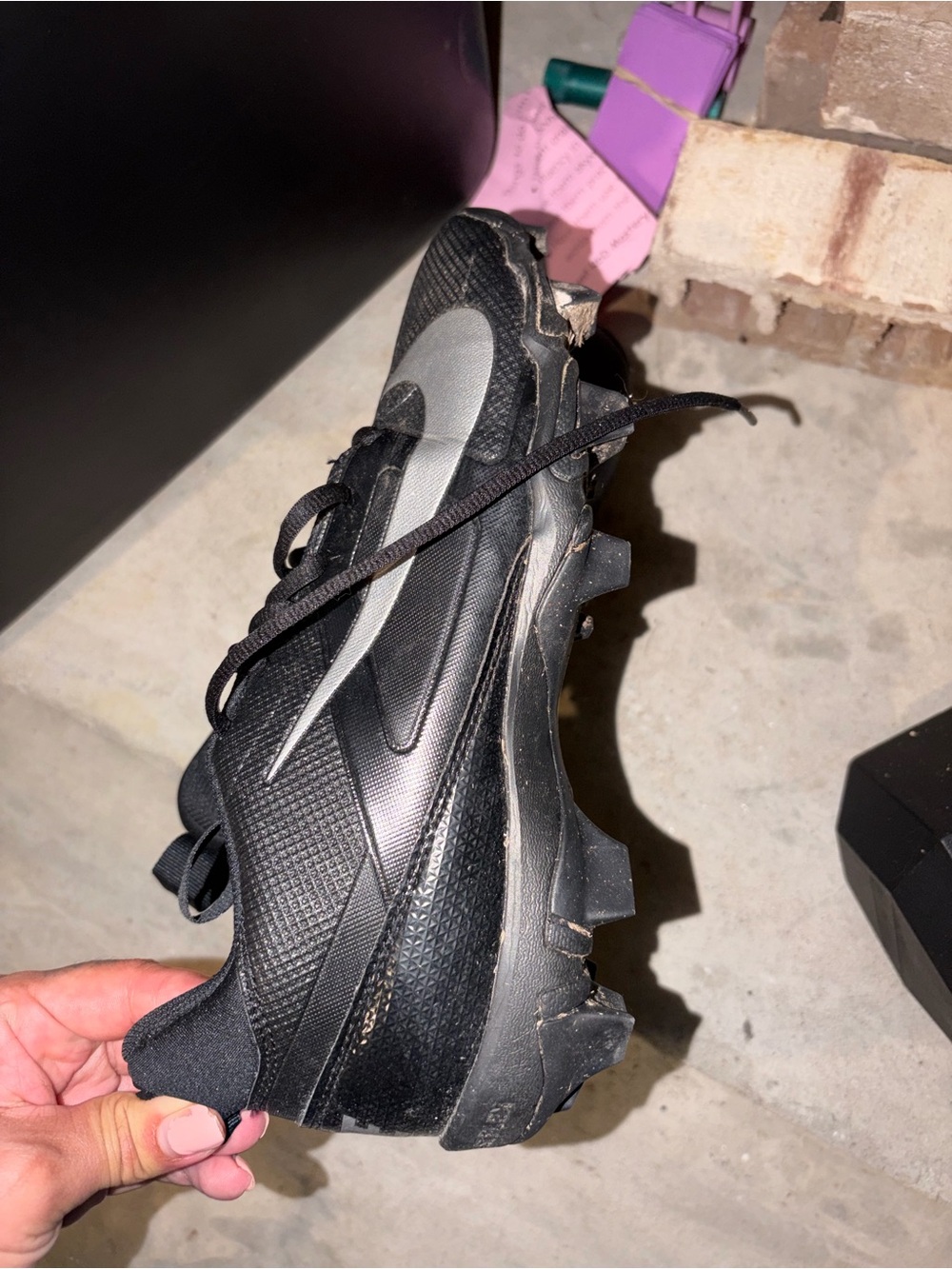 Men’s Black Athletic cleats 8.5